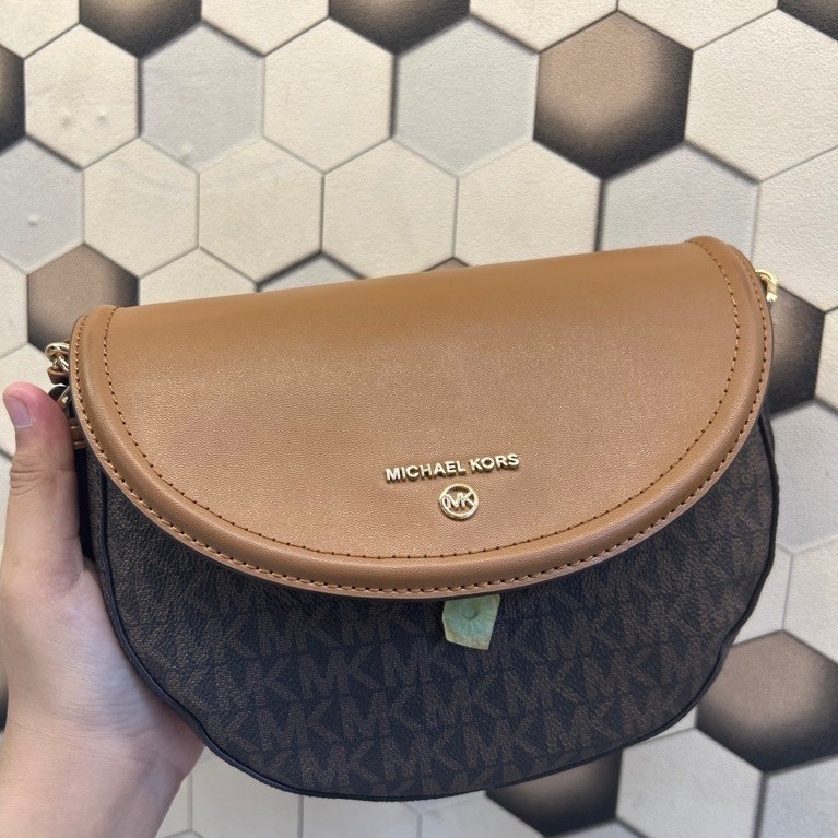 mk jetset charm slingbag original new