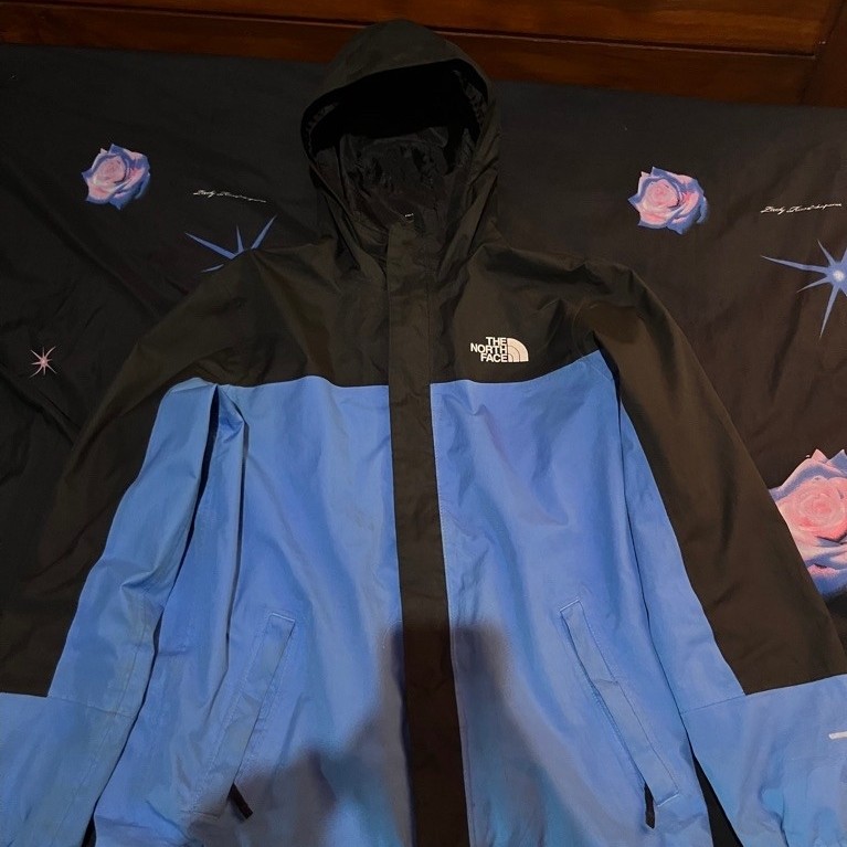 TNF DRYVENT SERIES sz M