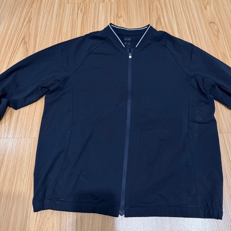 uniqlo navy blue full zip jacket