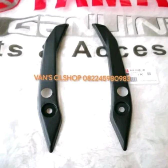 COVER BRACKET DUDUKAN VISOR XMAX 250 ORIGINAL MURAH