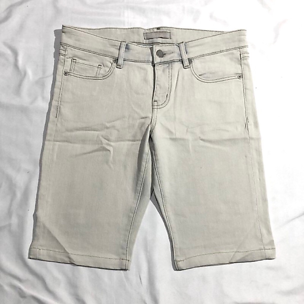 Celana Pendek Shortpants Jeans Uniqlo by Kaihara Biru Muda Keputihan Second #CP03