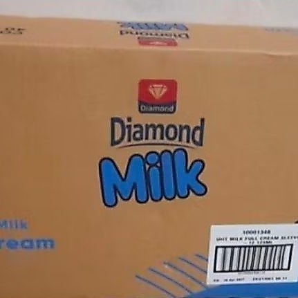 Susu UHT Diamond Full Cream 125 ML
