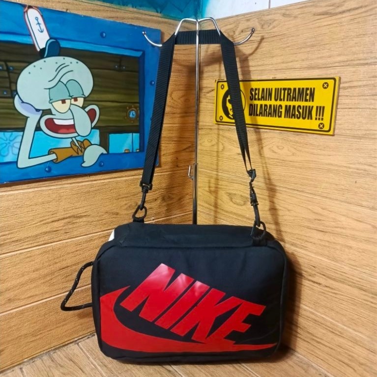 Tas slempang crossbody shoes box second original