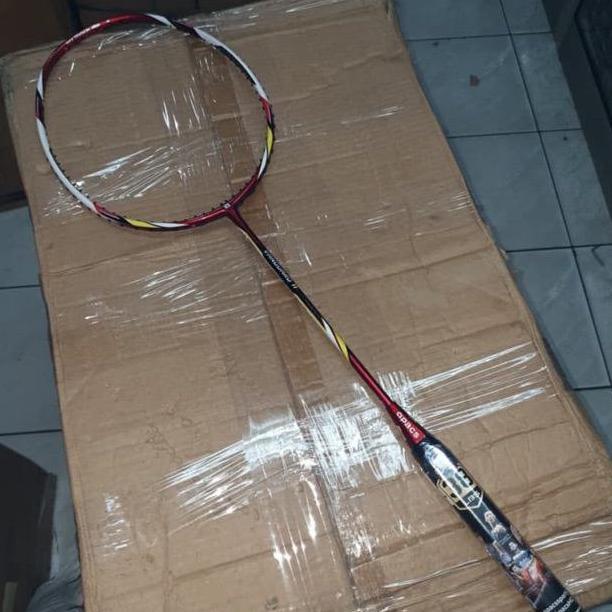 Raket Badminton APACS VANGUARD 11 8 LBS FREE GRIP