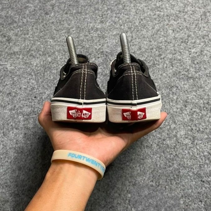 Vans authentic bw size 39