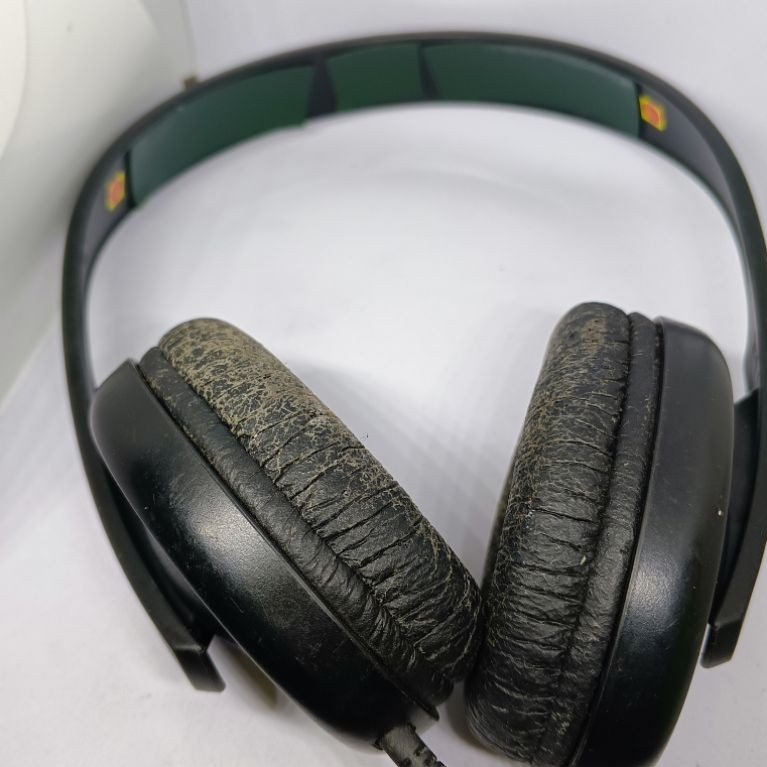 Headphone Sennheiser HD 202 monitoring headset bekas second Preloved