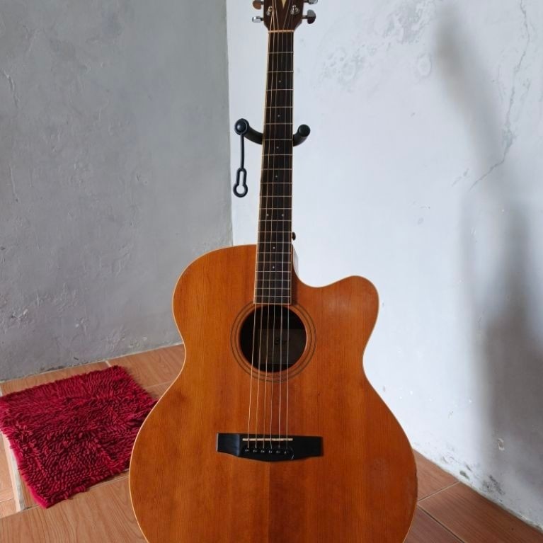 gitar akustik elektrik Cort CJ 1F top solid original