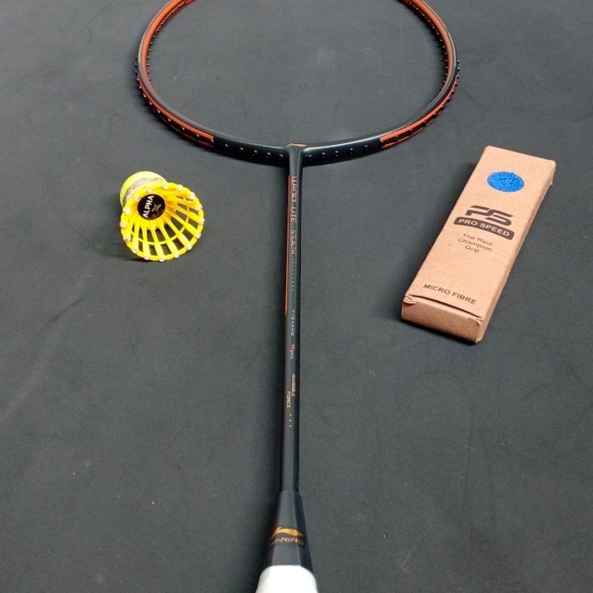 Raket badminton baru new original lining wind lite stealth
