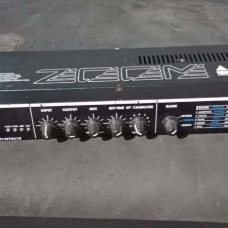 efek zoom 1100