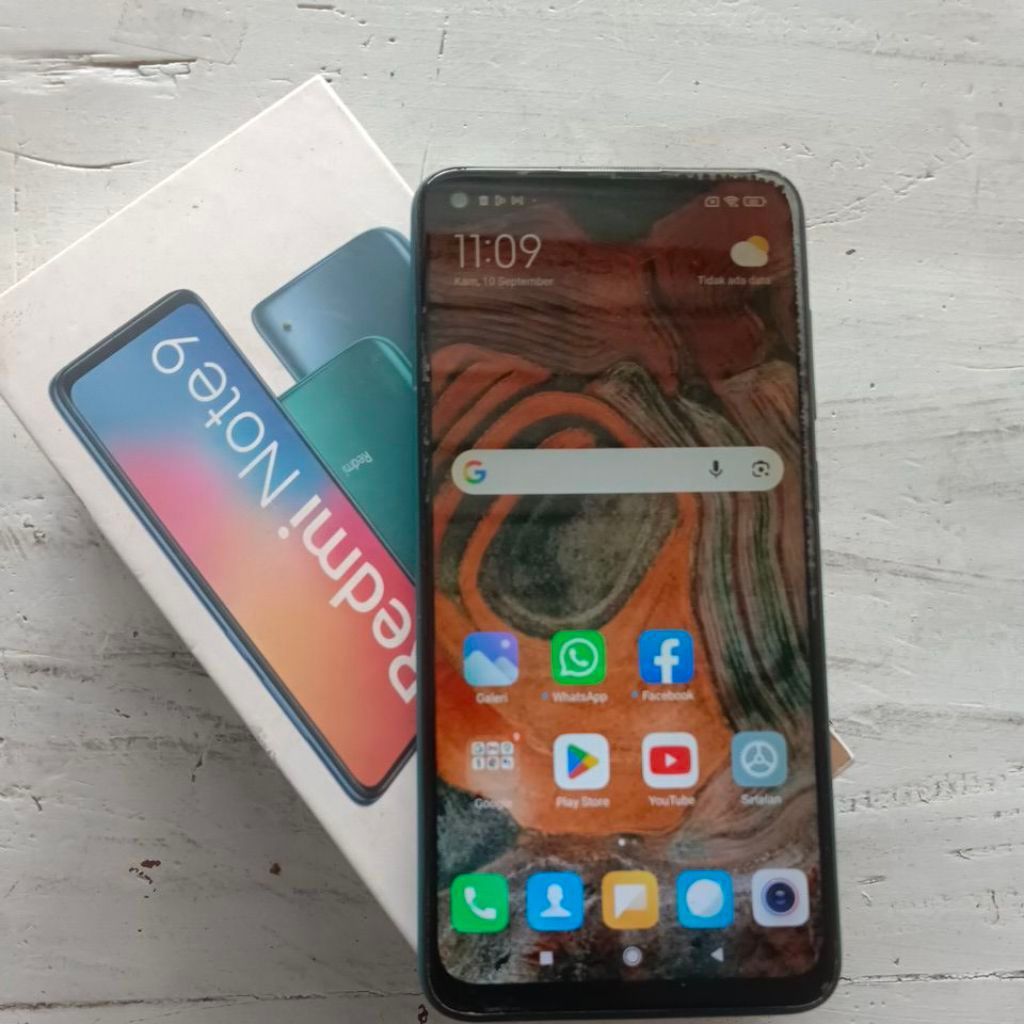 HP REDMI  NOTE 9 RAM 4+1/64 GB SECOND NORMAL (KET. BACA DISKRIPSI).