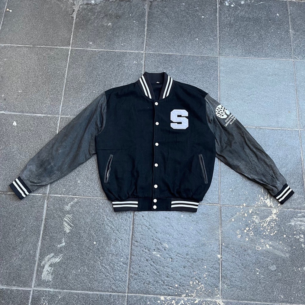 Jacket Varsity Huruf S