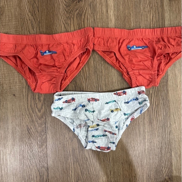 PRELOVED Mothercare Briefs celana dalam anak laki laki