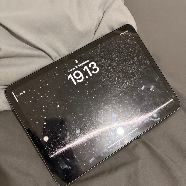 iPad Air 5 M1 Space Grey 64 GB Second