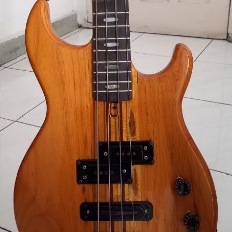 Bass Yamaha BB2000 Japan