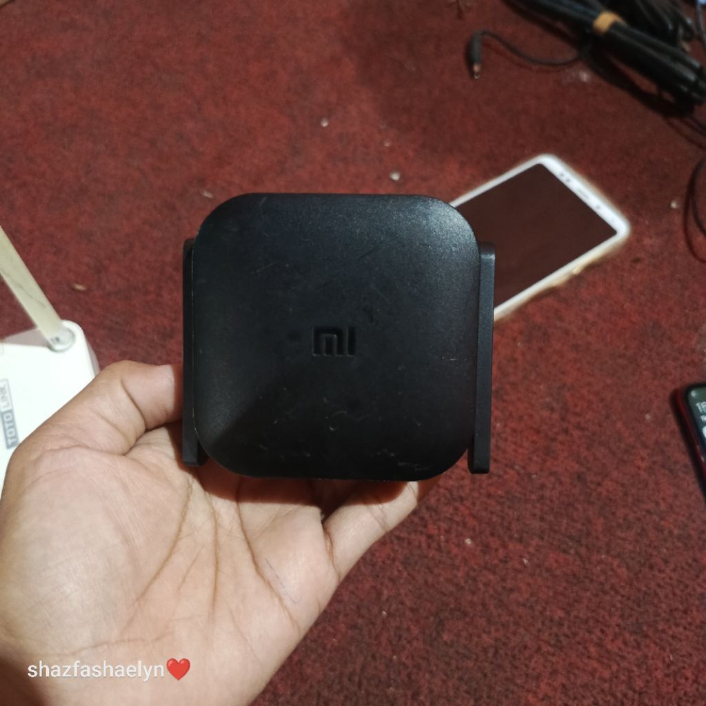 Repeater extender penguat sinyal wifi edimax Mi