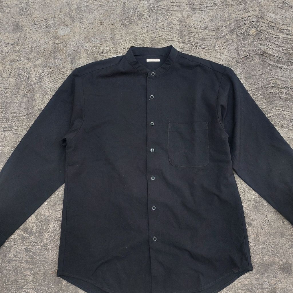 Kemeja GU Shanghai collar