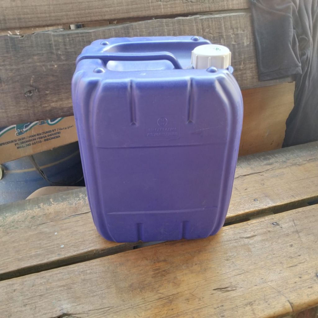 Jerigen 10 liter ex industri