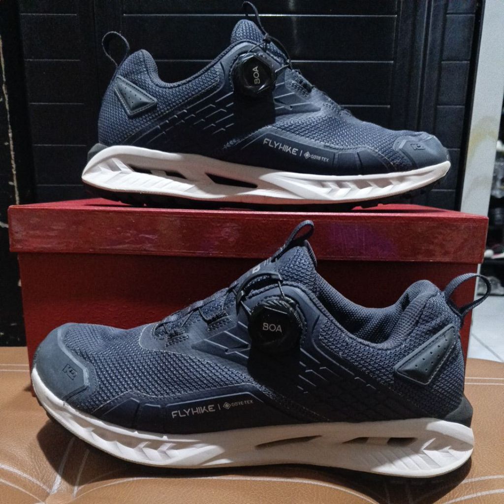 Sepatu trail run K2 goretex 41