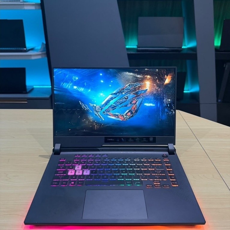 ASUS ROG Strix G15 G513QM Ryzen 9 5900HX RTX 3060 24GB/1TB