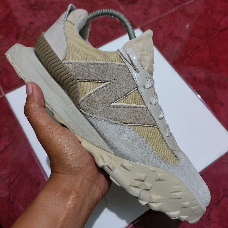 Sepatu Sneaker Pria SC 72 Cordura Original Size 42.5 Kondisi Second No Minus