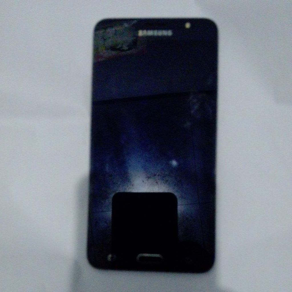 Samsung j7 2016 mati total