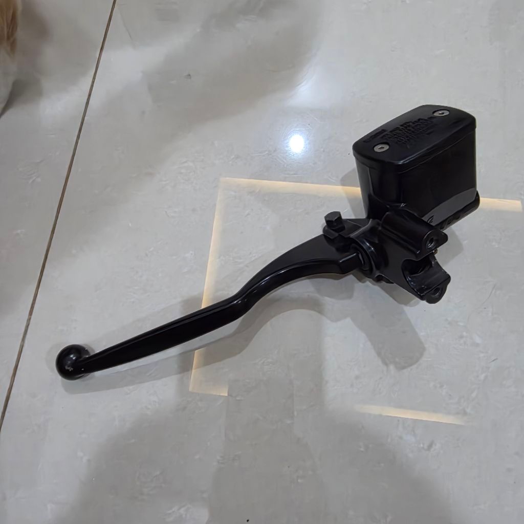handle rem kiri xmax
