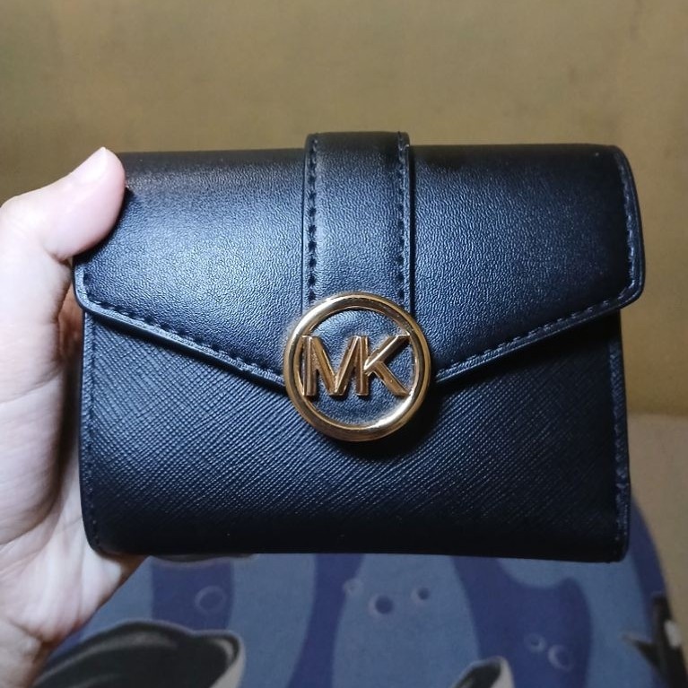 MK CARMEN FLAP WALLET BLACK 100% ORIGINAL 100% AUTHENTIC