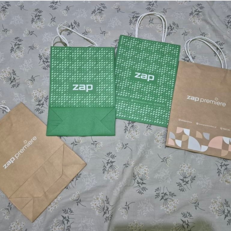 PAPER BAG PAPERBAG ZAP PREMIERE CLINIC PRELOVED BEKAS