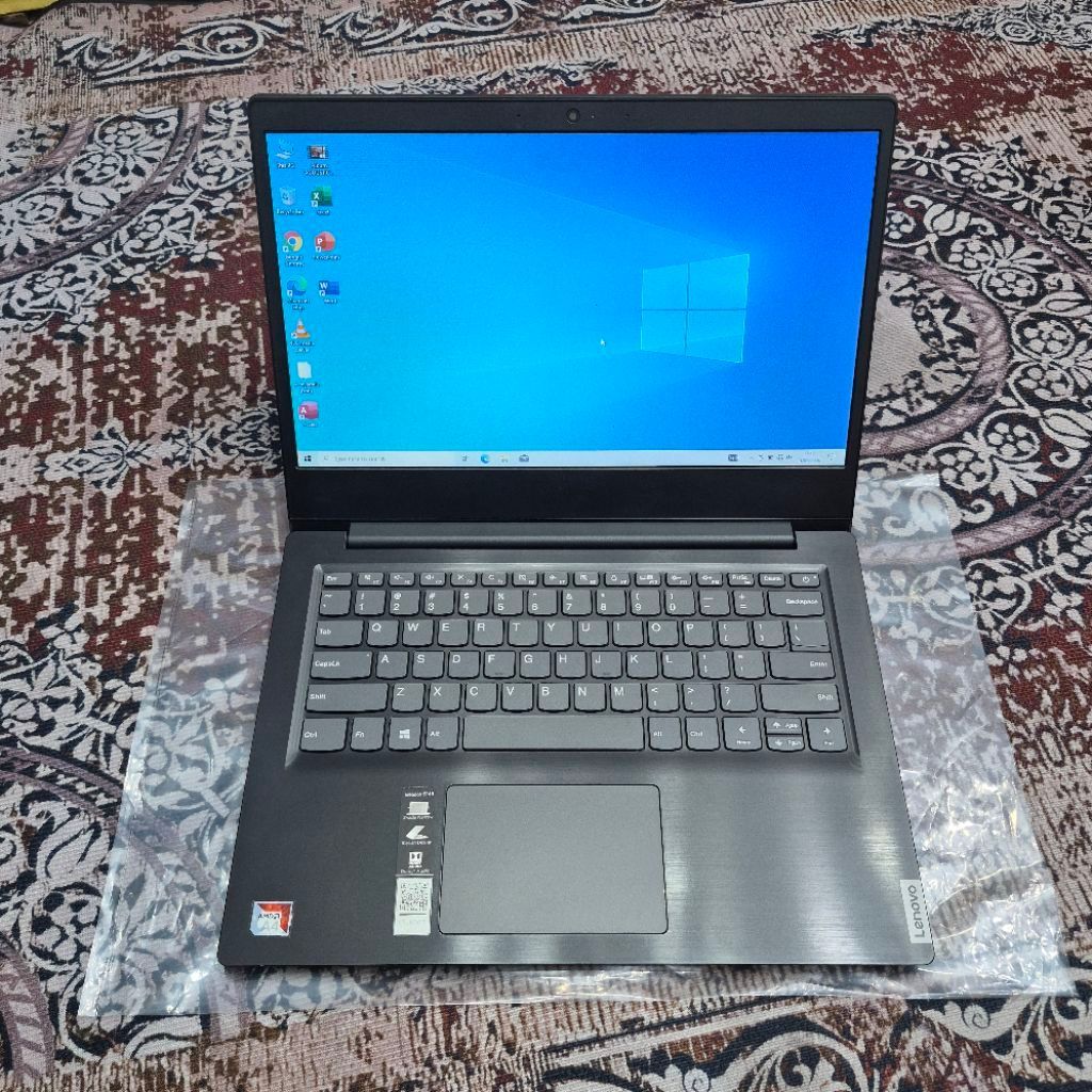 Ready Laptop Lenovo Ideapad S145-14AST AMD A4-9125 RAM 4GB SSD 256GB Kondisi Masih Sangat Baik