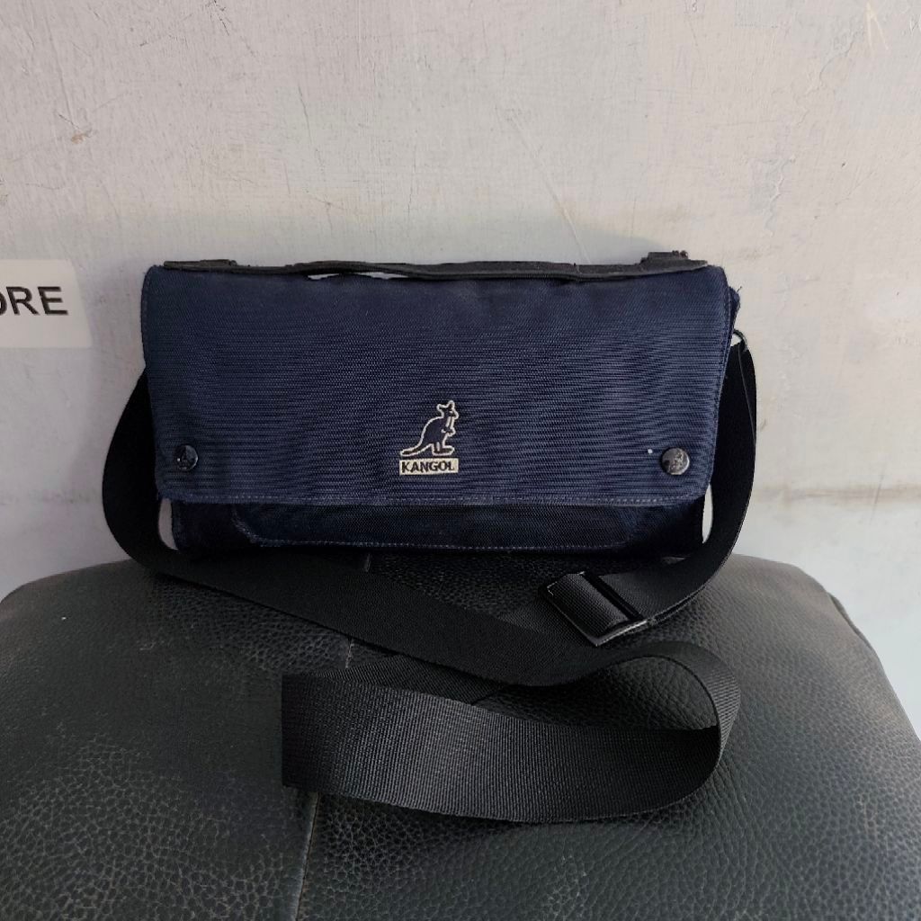 Kangol Cordura Sling Bag / tas selempang Kangol Navy