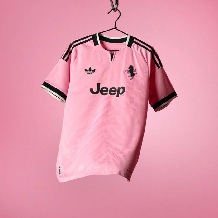 Juventus Away 26/27 Shortsleeve Stadium Jersey | Retro | Vintage Edition | Jersey Bola | Authentic J