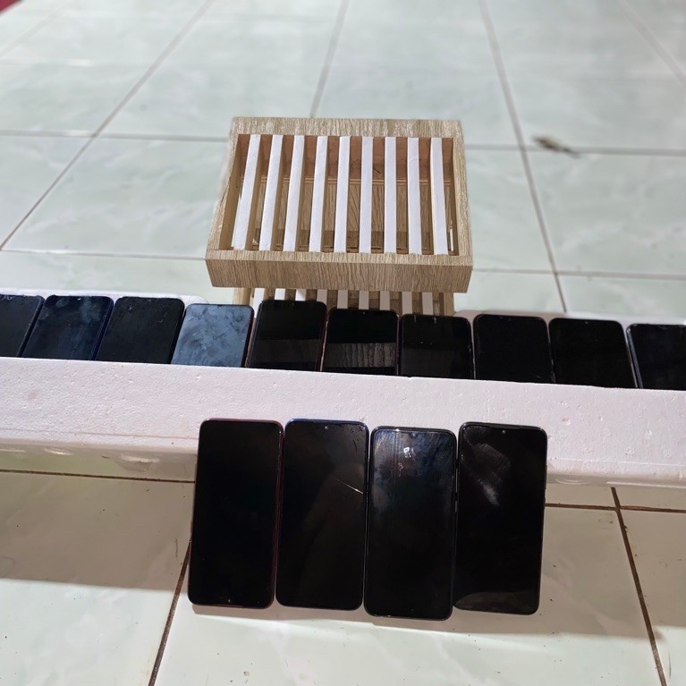XIAOMI Redmi Note 7 Second Bekas Fullset Ori Mulus 4/64GB Fungsi Normal Warna HITAM
