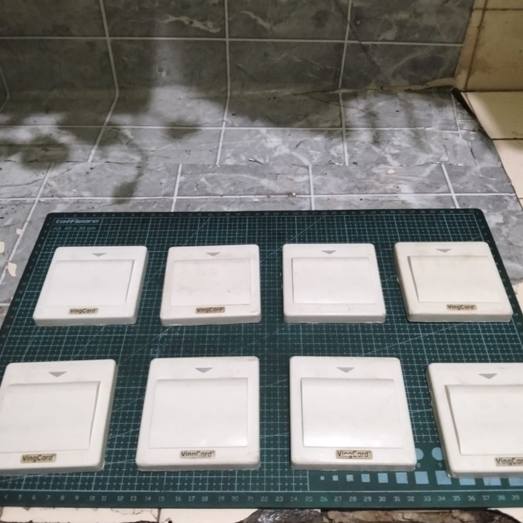 Jual Borongan Cover Slot Kartu Hotel Merek VingCard Bekas