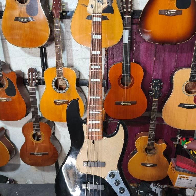 Bass Fender Jazz Bass 5 String Aktif HQ (Not Ori) Second istimewa
