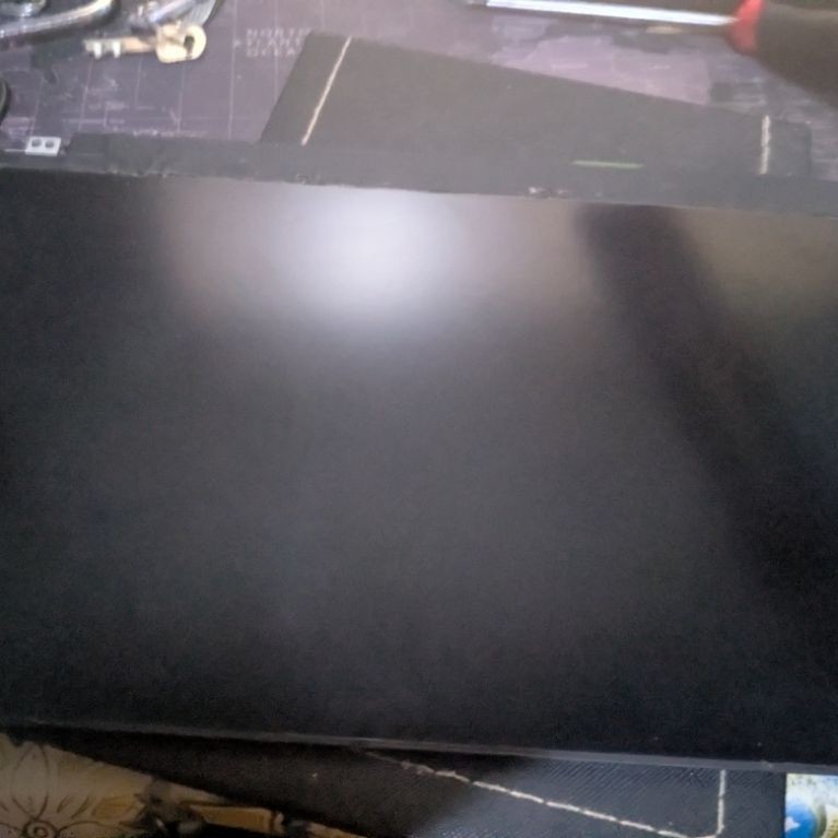 Layar monitor LCD hitam bekas untuk komputer