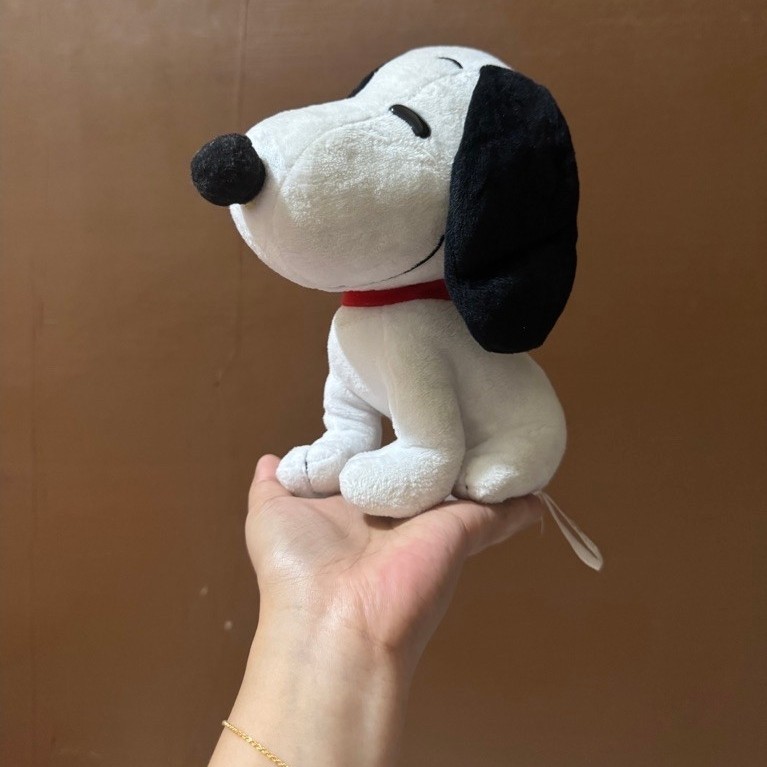 Boneka Karakter Snoopy Duduk size 21x10x23cm Original / Boneka snoopy Dog / Boneka Snoopy / Boneka s