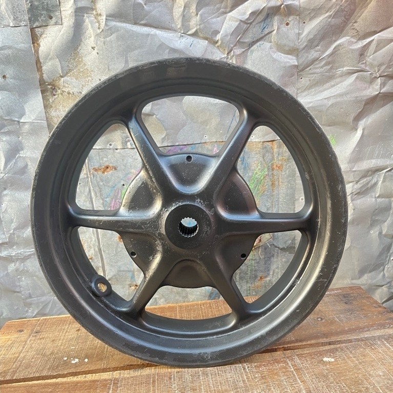 Velg belakang Yamaha fazzio filano original Yamaha