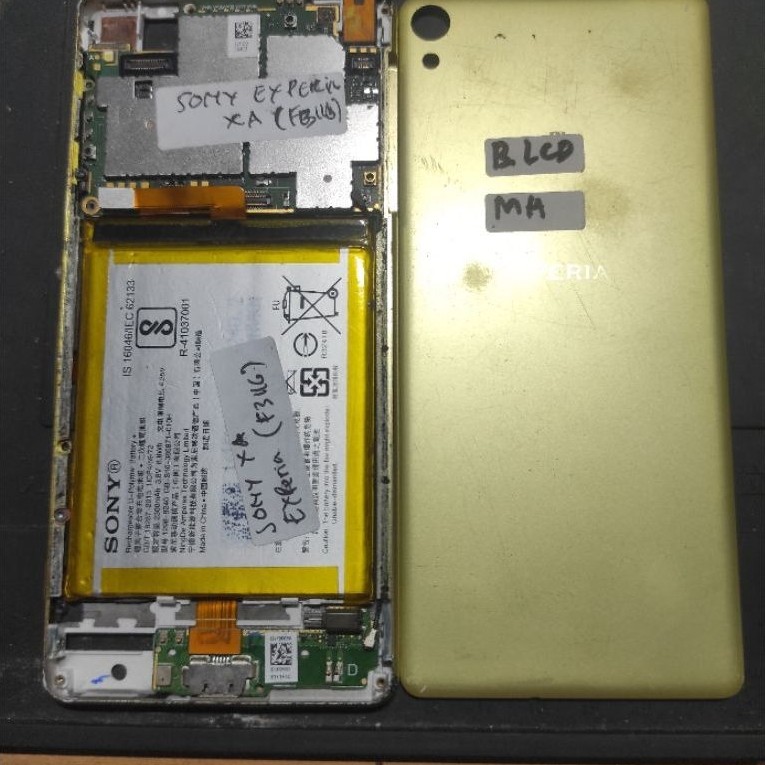 Sony experia XA (minus Lcd)