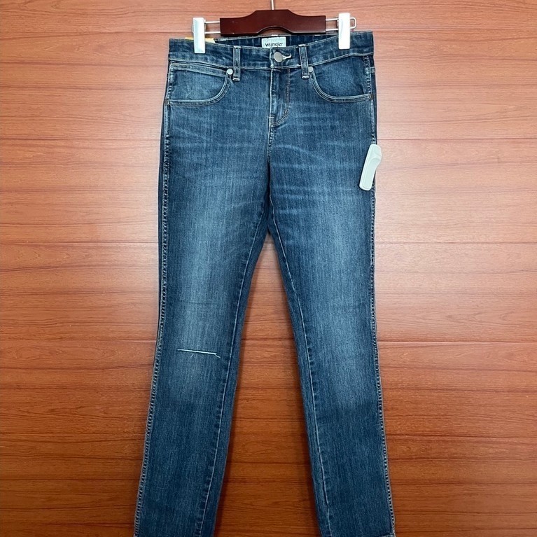 Celana Jeans Wrangler Vegas Skinny Tapered C002
