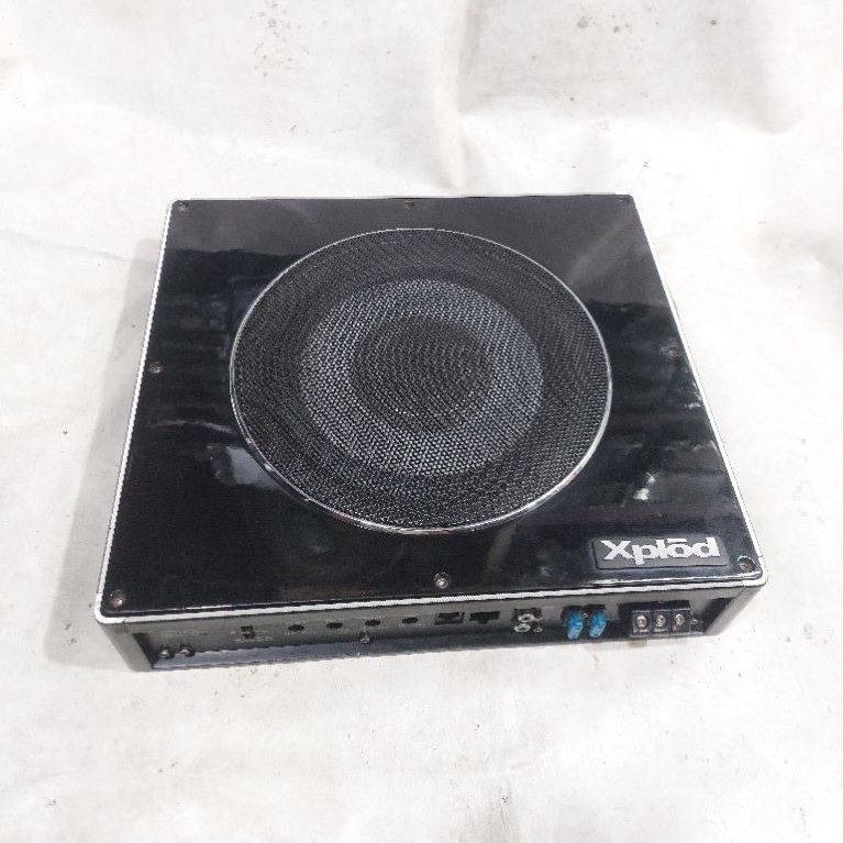 subwoofer kolong aktip Xplod
