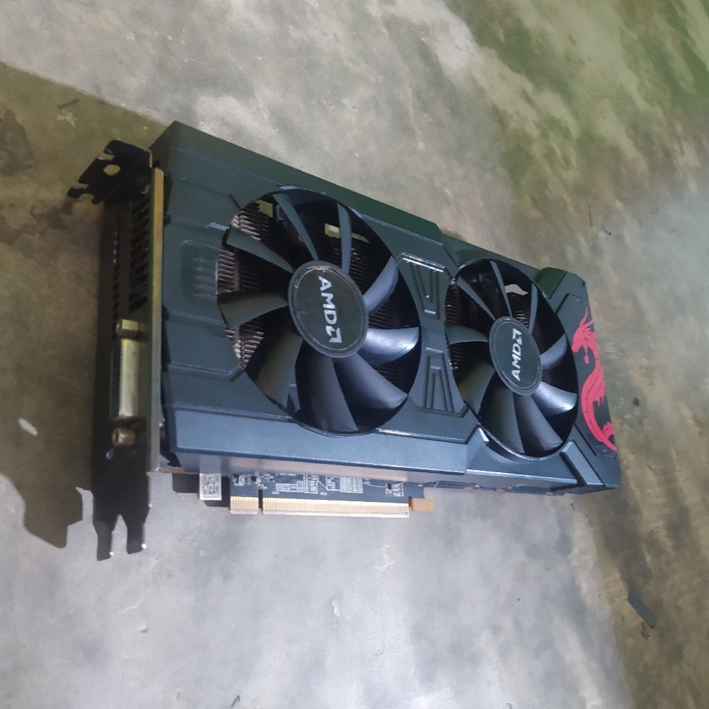 vga RX 570.....4GB DDR5. No minus.....pemakaian pribadi...no mining