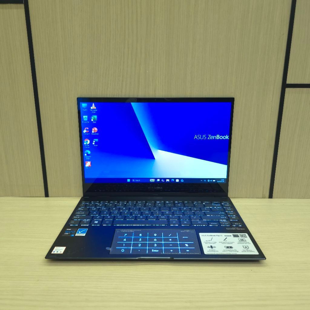 Asus Zenbook flip 13 UX363EA i7 1165G7 RAM 16GB SSD 1TB Touchscren