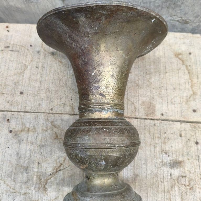 paidon kuningan lawas ukir halus vintage