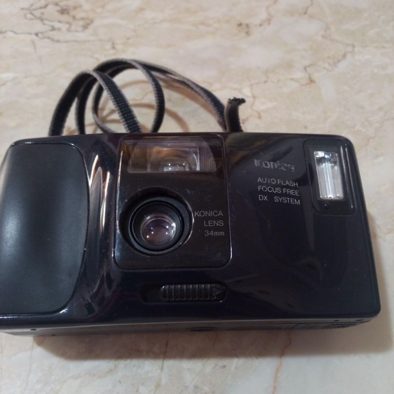 kamera KONICA
