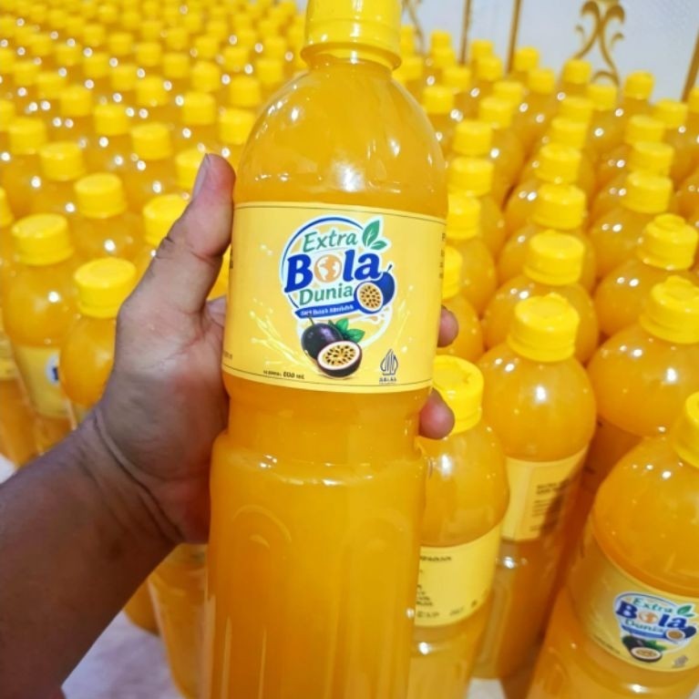 sirup buah markisa merek, extra Bola  Dunia asli 100% Makassar isi 1 liter  1 botol