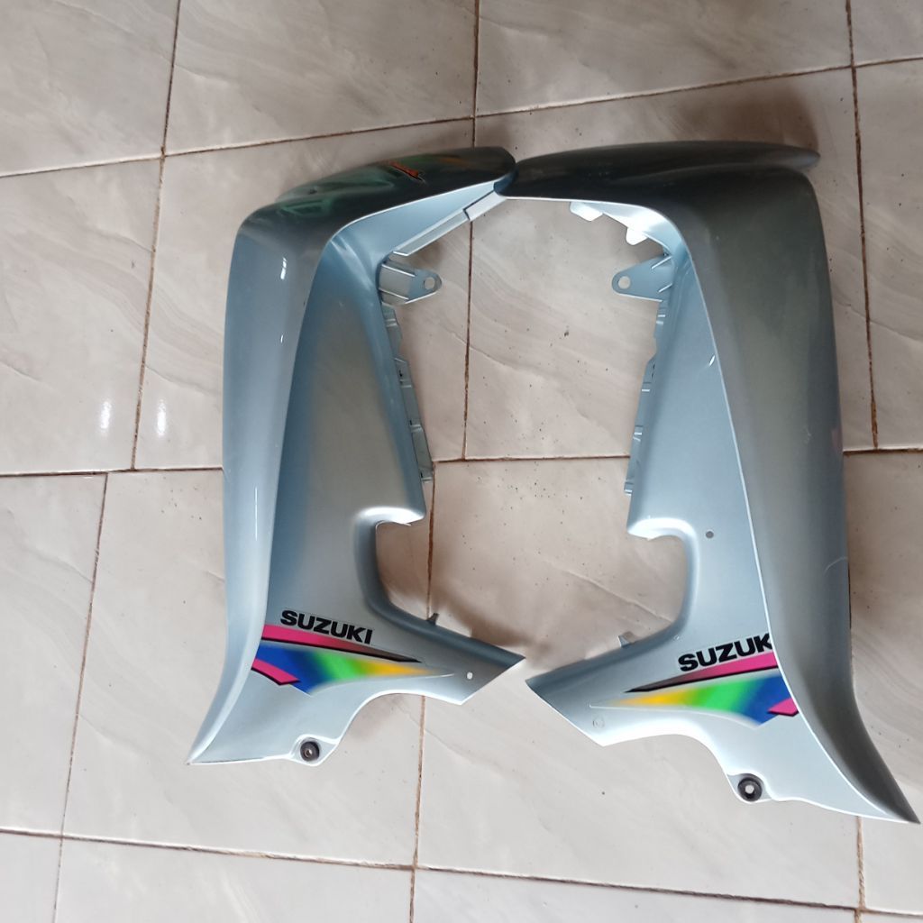 cover sayap depan suzuki smash 110 lama original bekas