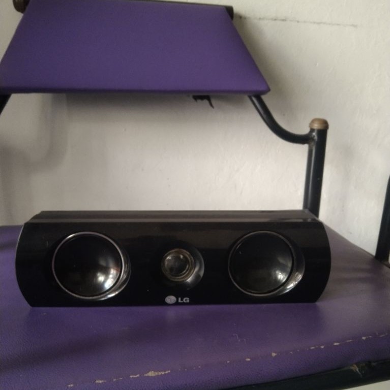 speker center home theatre LG