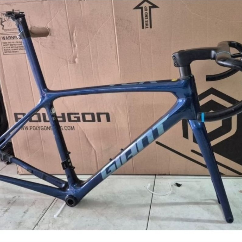 Frame Set GIANT TCR SL Size S + Handlebar GIANT SLR integrated