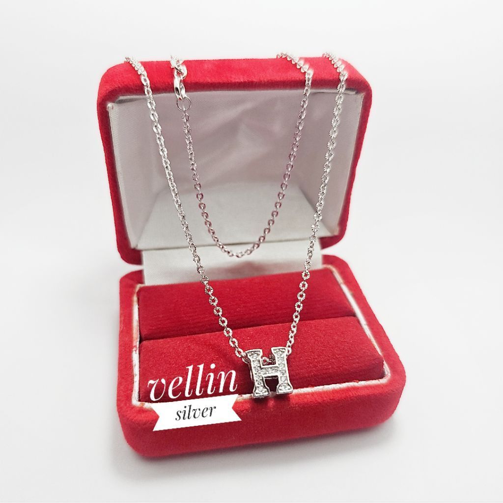Kalung Nori Ukir dan Liontin Huruf H Silver 925 Lapis Emas Putih -  Kalung Liontin Wanita Perak 925 