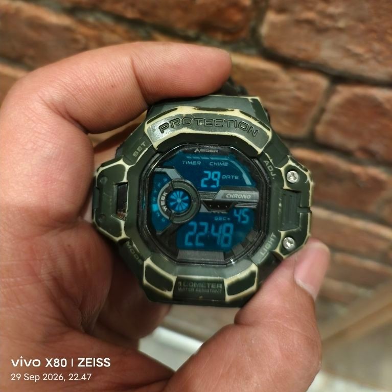 Jam tangan Eiger original digital jelas lampu on